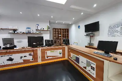 Negozio in vendita, Via Numa Pompilio, Brindisi