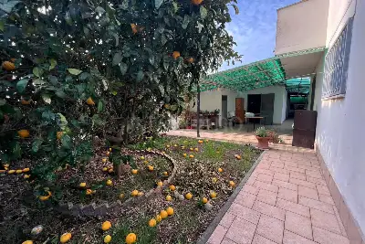 Villa in vendita, Via di Praia a Mare, Fiumicino