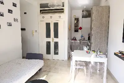 Casa in vendita, Via Gian Giuseppe Carulli, Bari