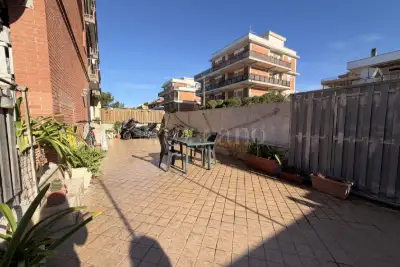 Casa in vendita, Via Rumenia, Pomezia