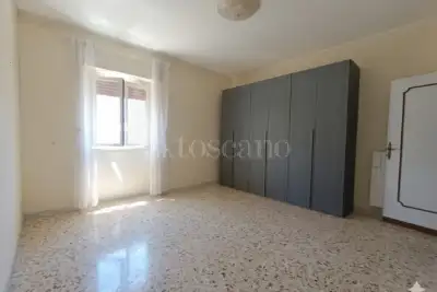 Casa in vendita, Via Varese, Anzio