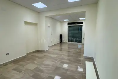 Negozio in affitto, Via XX Settembre, Avezzano