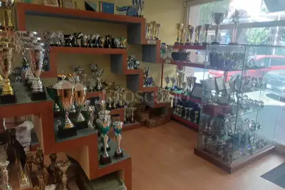 Negozio in affitto, Via Giuseppe Peano, Roma