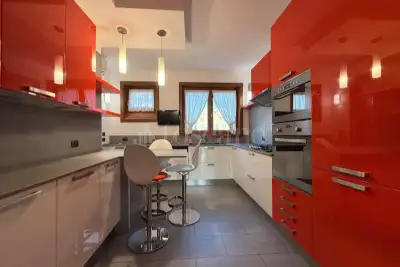 Casa in vendita, Via Adelaide Coari, Milano