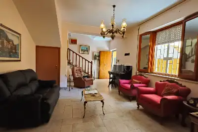 Villa Plurifamiliare in vendita, Via della Marranella di Marino, Roma