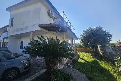 Villino a Schiera in vendita, Via Latina, Anzio