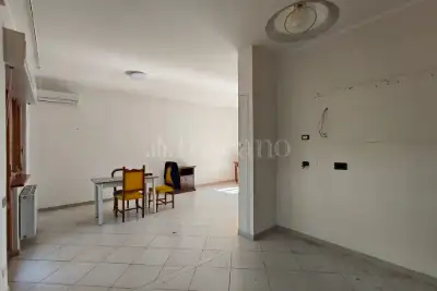 Villino a Schiera in vendita, Via della Stazione di Ciampino, Roma