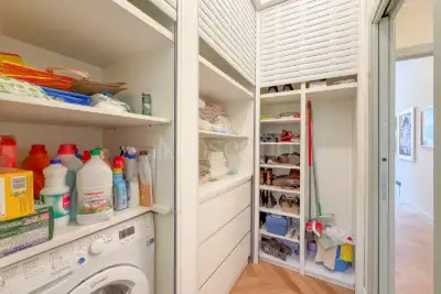 Casa in vendita, Via Rodolfo Farneti, Milano