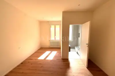 Casa in vendita, Via Centotrecento, Bologna