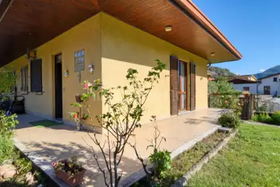 Casa Indipendente in vendita, Via al Lago, Porto Ceresio
