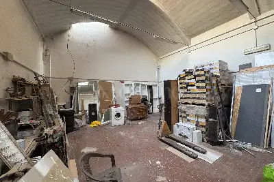 Laboratorio in vendita, Via Lago di Nemi, Milano