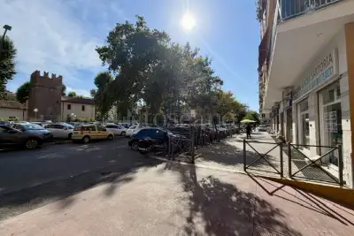 Casa in vendita, Via Claudio Asello, Roma