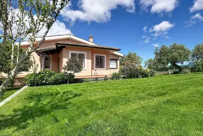Villa in vendita, Strada Vicinale Monti Bianchinu 16, Sassari