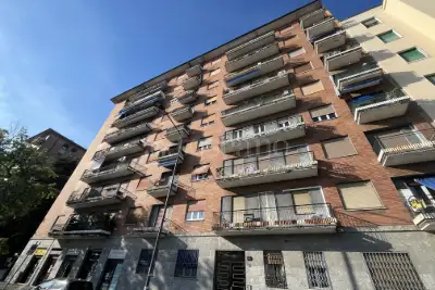 Casa in vendita, Viale Caterina da Forlì, Milano