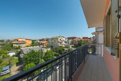 Casa in vendita, Via Comiso, Roma