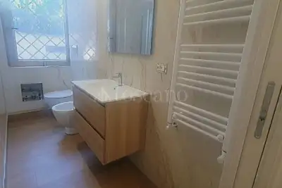 Casa in vendita, Via Benedetto Croce, Roma