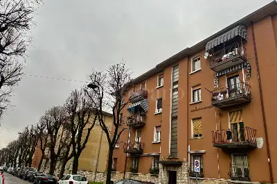 Casa in vendita, Via Mario Longhi, Brescia