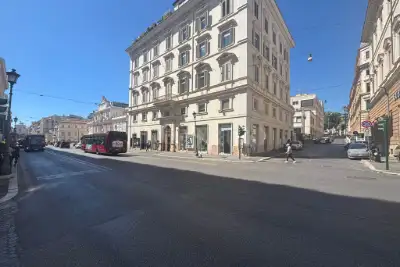 Casa in vendita, Via Nazionale, Roma