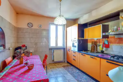 Casa in vendita, Via Statale, Marchirolo