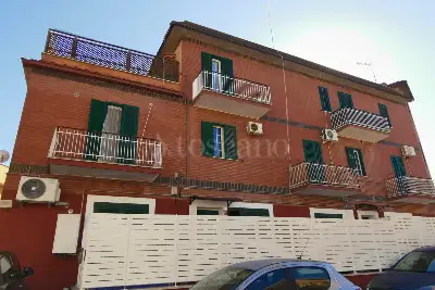 Casa in vendita, Via Vincenzo Sartori 6, Roma