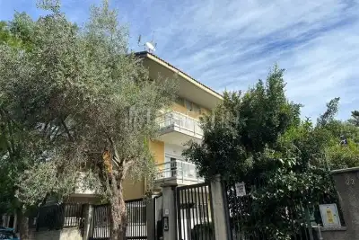 Casa in vendita, Piazza Vittorio Veneto, Sant'Agata li Battiati