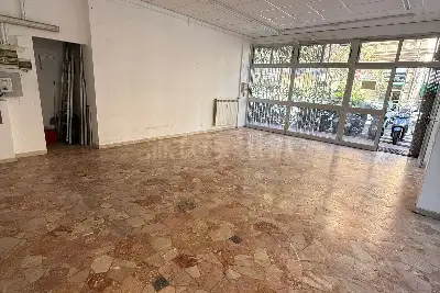 Negozio in vendita, Via di Santa Zita, Genova