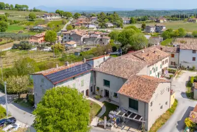 Villa in vendita, Strada Pille, Monzambano