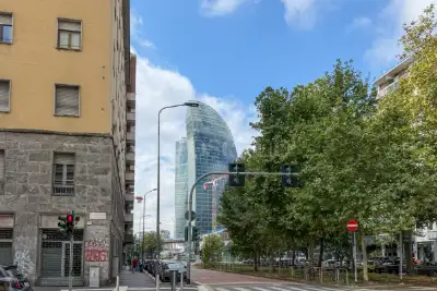 Casa in vendita, Via Giovanni da Procida 25, Milano