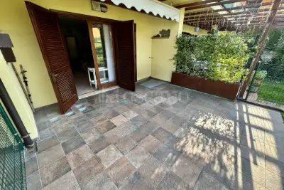 Casa in vendita, Via Borgo Alto, Puegnago sul Garda