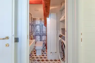 Casa in vendita, Via Bartolomeo Eustachi, Milano
