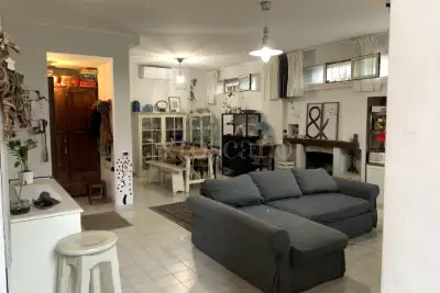 Villa Plurifamiliare in vendita, Via Giovanni Re, Roma