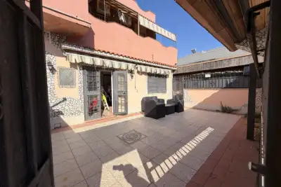 Casa in vendita, Via del Pettirosso 71, Ardea