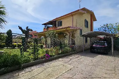 Villa in vendita, Via Metauro, Ardea