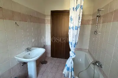 Casa in vendita, Via Pisa, Marnate, Marnate