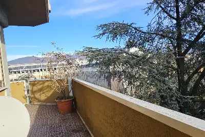 Casa in vendita, Via Francesco Baracca, Brescia