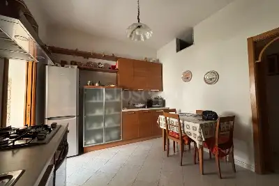 Casa in vendita, Via Romolo, Brindisi