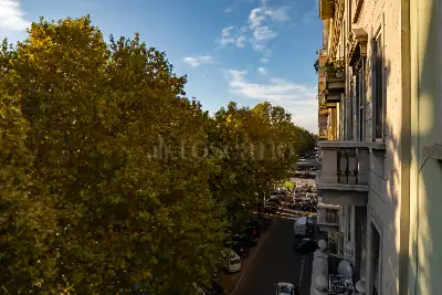 Casa in vendita, Viale Certosa 16, Milano