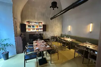 Palazzo in vendita, Via Andrea Da Bari, Bari