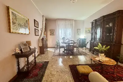 Casa in vendita, Via Niccolò Copernico, Corsico