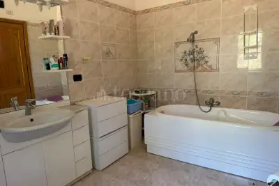 Casa Indipendente in vendita, Via Corsira, Aprilia