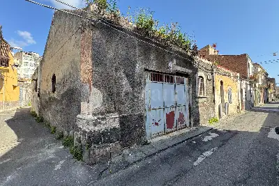 Casa Indipendente in vendita, Via Consolazione, Catania