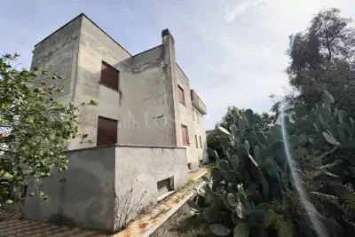 Palazzo in vendita, Via Civitella, Nettuno