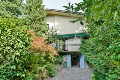 Villa in vendita, Via Manfredini, Cadorago