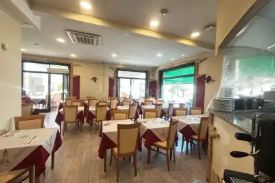 Attività Commerciale in vendita, Viale Spagna, Pomezia