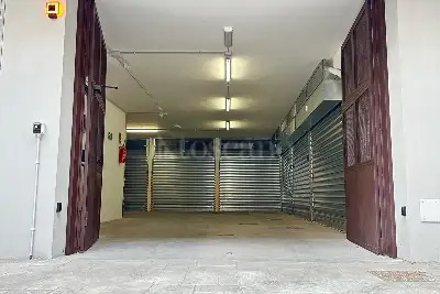 Box in vendita, Via delle Calasanziane, Roma