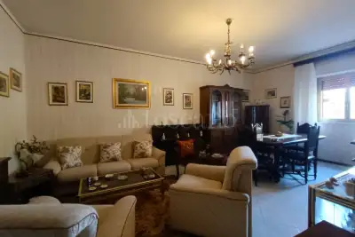 Casa Indipendente in vendita, Via Montello, San Giovanni la Punta