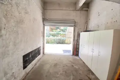 Box in affitto, Via Stefano Jacini, Roma