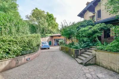 Villa in vendita, Via Salvo D'Acquisto, Appiano Gentile