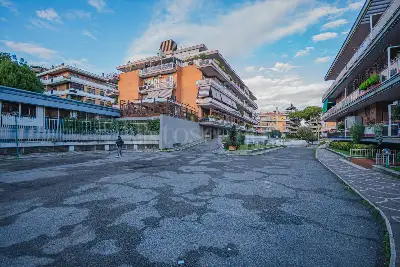 Casa in vendita, Via Vincenzo Ussani, Roma