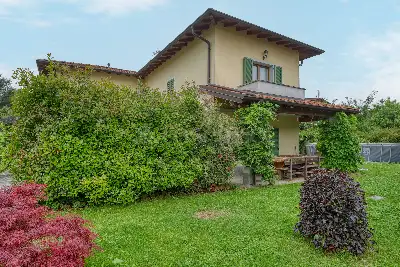 Villa in vendita, Via Vecchia Tramvia, Cunardo